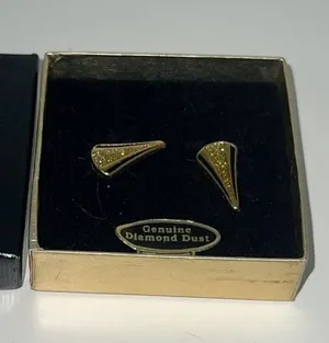 Vintage Van Doran Genuine Diamond Dust Gold Tone Clip Earrings Black New In Box thumbnail 1