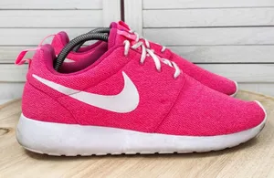 Nike Rosche One Athletic Running Shoes Sneakers Vibrant Pink White 11 844994-600 thumbnail 1