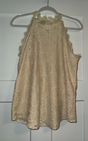 Cream lace top thumbnail 1