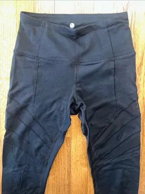 Yogalicious Black High-Waist Mesh Panel Leggings thumbnail 3