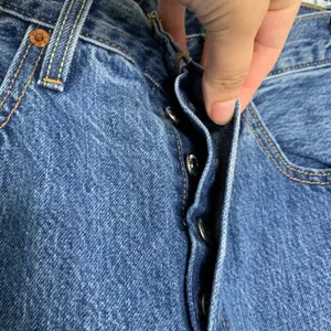 Levis Straight Leg Jeans Womens Size 25 Cw-4717 3629 thumbnail 5