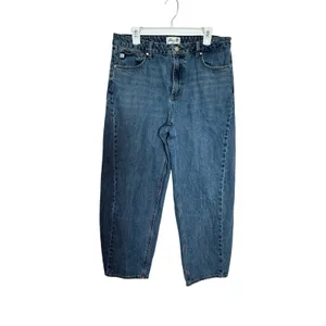 Seven7 Gusset High Waist Ankle Barrel Jeans in a medium-blue wash Size 8 thumbnail 3