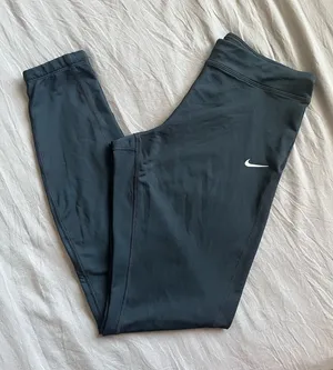 Nike Dri-Fit Essential Running Leggings thumbnail 1
