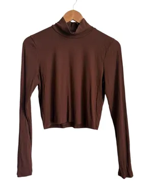Wilfred Aritzia Brown Ribbed Cropped Mock Neck Long Sleeve Top Large thumbnail 1