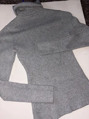 Abercrombie & Fitch Light Gray Ribbed Turtleneck Sweater thumbnail 3