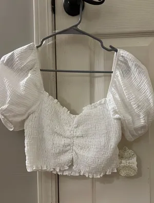 Altar'd State White Puffy Sleeve Cropped Top thumbnail 2