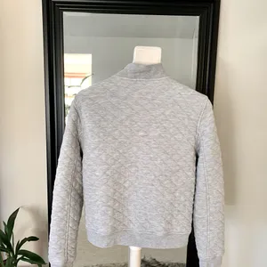 GAP Gray Quilted Jacket thumbnail 3
