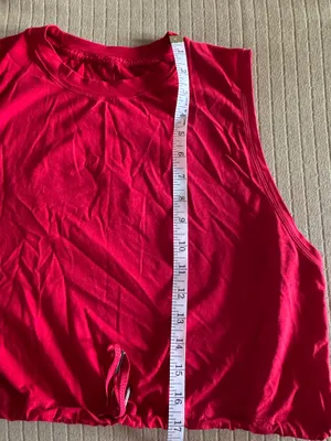 Lululemon Muscle Tank Crop thumbnail 3