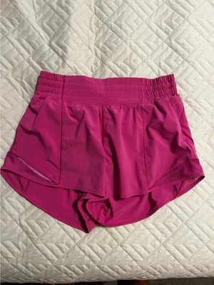 Lululemon Hotty Hot Shorts 2.5" thumbnail 2