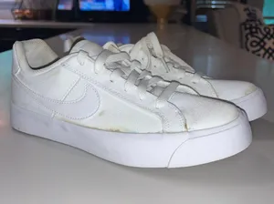 Nike Tennis Shoes thumbnail 1