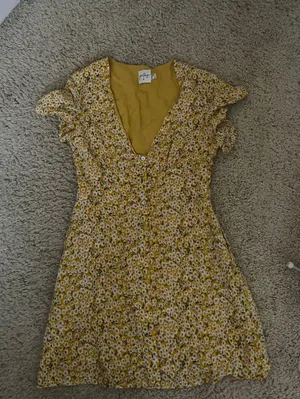 Princess Polly Yellow Dress thumbnail 1