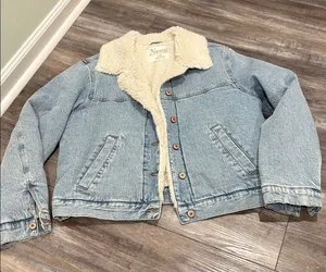 Natural Reflections Bass Pro Shops Sherpa Lined Denim Jean Trucker Jacket Large thumbnail 1