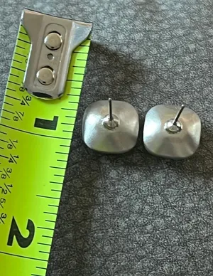 Swarovski Elements 5 Carat Peridot Studs thumbnail 3