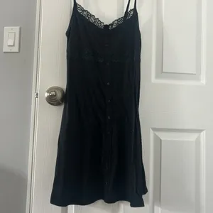 Elegant Black Lace Trim Women's Dress thumbnail 3