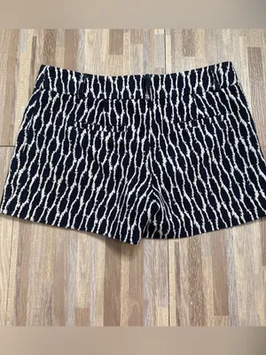 LOFT Navy and White Textured Pattern High Waist Shorts Women’s Size 4 thumbnail 10