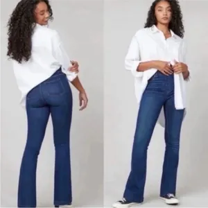 Spanx Midnight Shade Pull On Flare Jeans Sz.L thumbnail 6