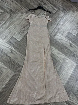 Windsor Juniors 5 Cold-Shoulder Mermaid Glitter Formal Dress thumbnail 1