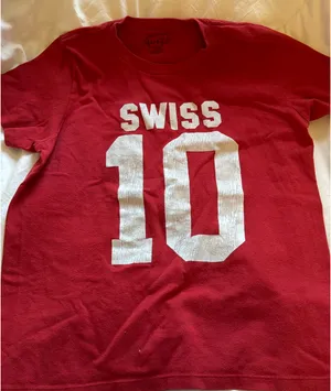brandy melville red t-shirt thumbnail 1