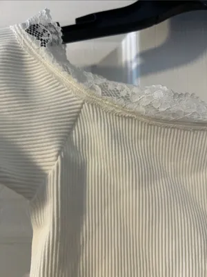 Urban Outfitters Cream Ribbed Off-Shoulder Long Sleeve Crop Top thumbnail 2