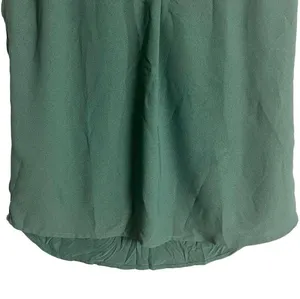 Banana Republic Solid Green Cap Sleeve V-Neck Crepe Popover Blouse Size Small thumbnail 8