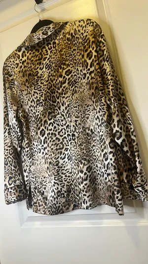 Victoria's Secret Pajama Top thumbnail 5