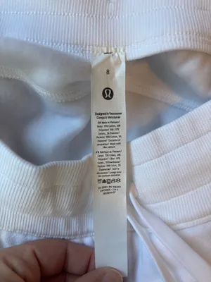 Lululemon Scuba High-Rise Short 5" White Size 8 thumbnail 5