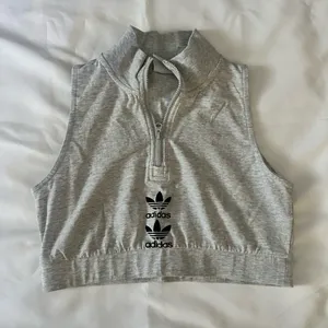 Adidas Originals Tank Top Logo Play Cropped Light Gray Heather Size Small thumbnail 3