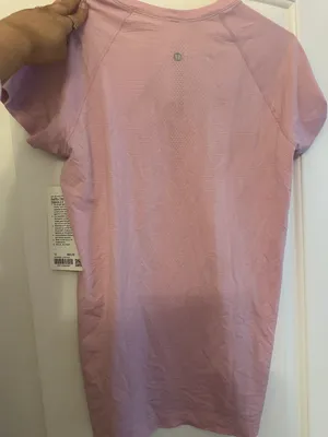 Lululemon Swiftly Tech Short Sleeve 2.0 thumbnail 4