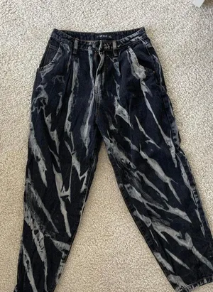 Lioness Pants thumbnail 2