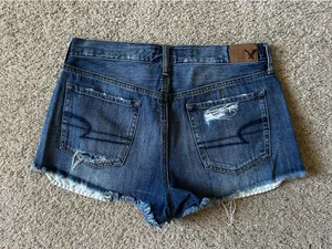 American Eagle Vintage Hi-Rise Festival shorts thumbnail 2