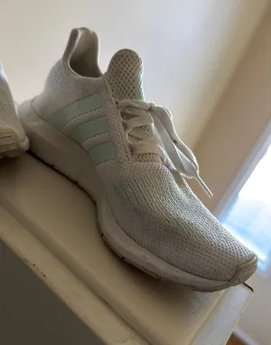 Adidas Women’s Shoes thumbnail 1