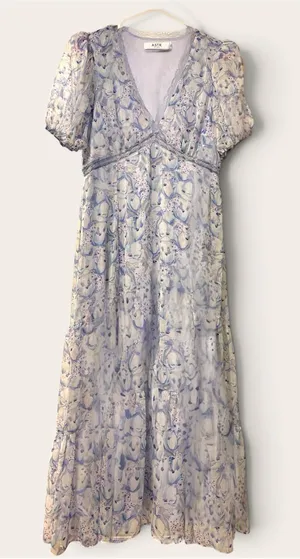 Astr Light Blue and Cream Floral V-Neck Maxi Dress thumbnail 1