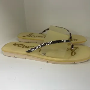 Sam Edelman Women's Transparent Yellow Sandals, size 7.5 thumbnail 2