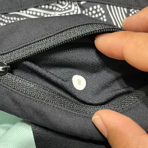 Lululemon‎ Women's Hotty Hot Short Dottie Tribe White Black Sz 8 Run Swift Ultra thumbnail 5