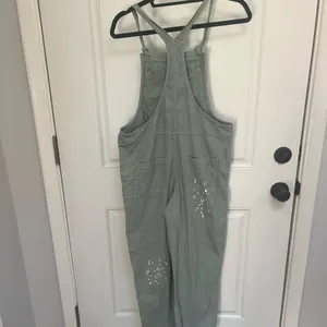 Aerie werk and play twill jumpsuit overalls w/ paint splatter in‎ green small thumbnail 7