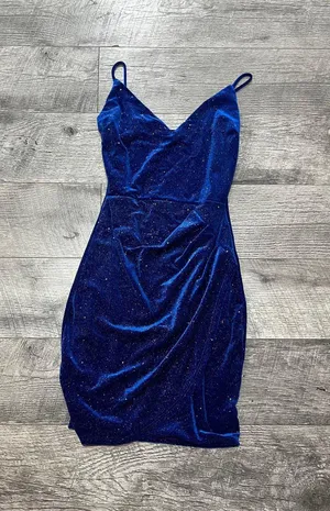 Windsor Dress Homecoming thumbnail 1