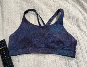 lululemon athletica thumbnail 1