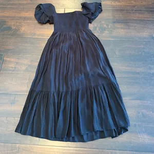 Black Dress thumbnail 2