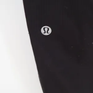 Lululemon Joggers Womens 6 Street to Studio Black Lightweight Tapered Excellent thumbnail 2