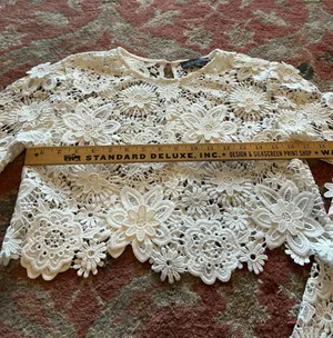 Gracia White Lace Top Size M thumbnail 4