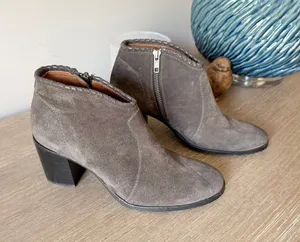 Frye Nora Whipstitch Suede Ankle Boots Womens Smoke Grey Size 7‎ thumbnail 1