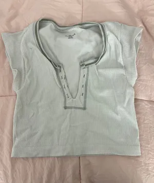 Urban Outfitters Top thumbnail 1