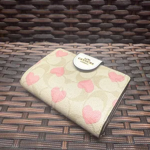 coach Medium Corner Zip Wallet In Signature Canvas With Heart Print cq146 thumbnail 5