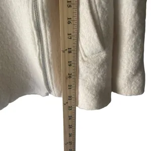 Zara Trafaluc Size Small Cream Tweed Wool Blend‎ Diagonal Zip Jacket thumbnail 9