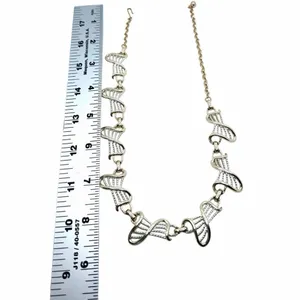 Vintage Gold Tone Sculptural Twisted Ribbon Link Statement Necklace thumbnail 6