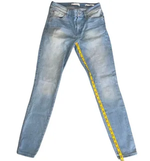 GUESS Sexy Curve Skinny Jeans Size 27 thumbnail 8