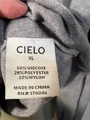 Cielo Women’s Size XL Cardigan Sweater Light Gray Button Crewneck Long Sleeve thumbnail 11