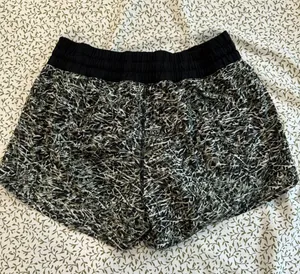 Lululemon Tracker Short 4” thumbnail 2