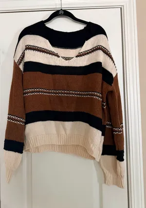 Sweater  thumbnail 1