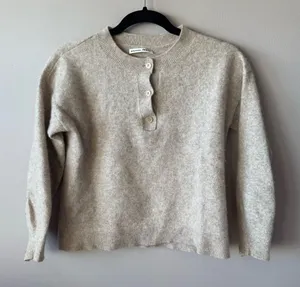 Reformation Women’s Oatmeal 100% Cashmere‎ Crew Neck Sweater Size Small thumbnail 1